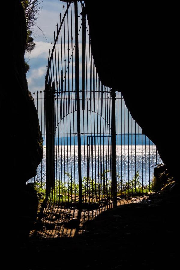 فندق Kings Caves Glamping Torbeg المظهر الخارجي الصورة