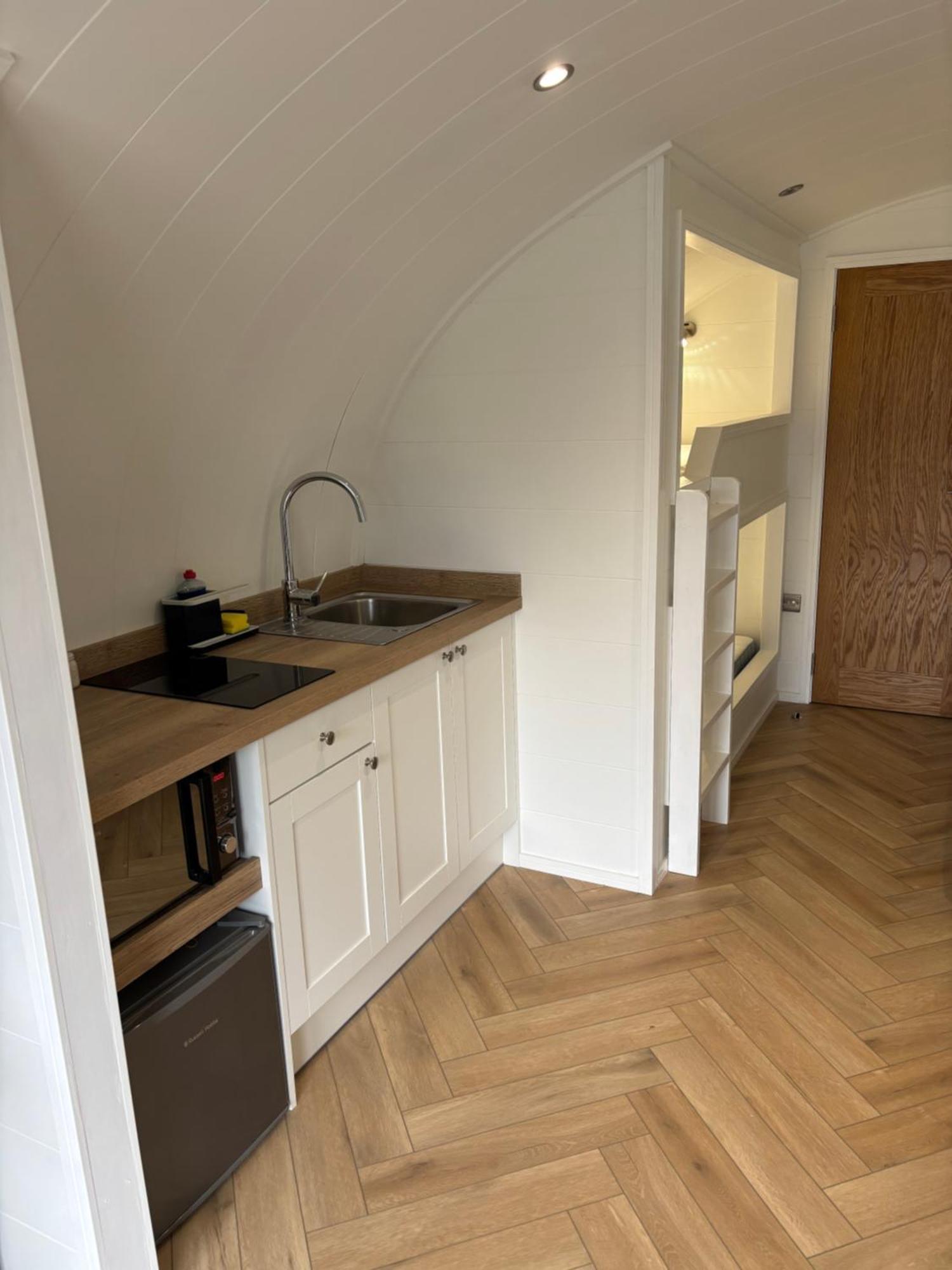 فندق Kings Caves Glamping Torbeg المظهر الخارجي الصورة